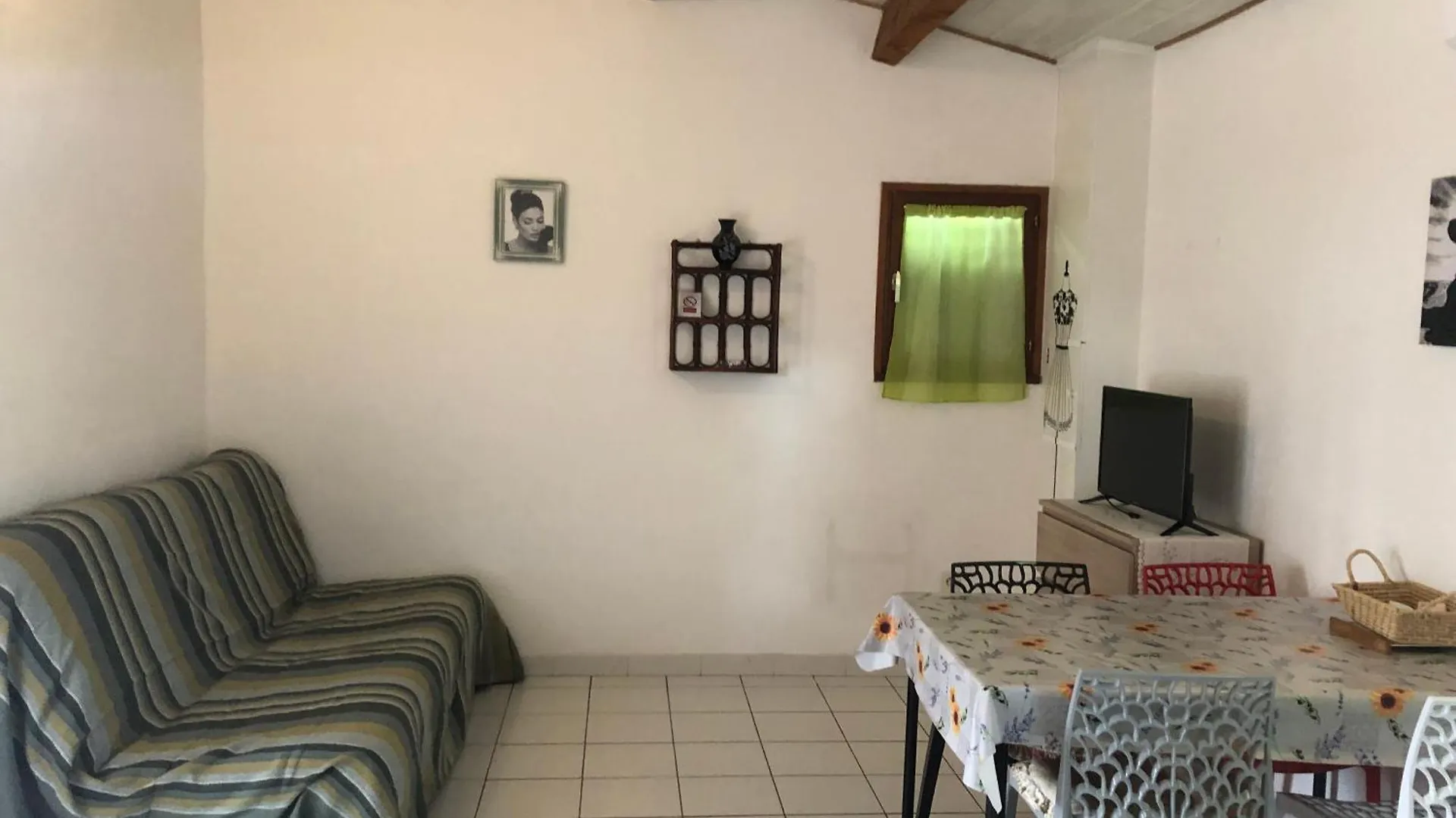 Holiday home Gite Iris 4 Personnes Saint-Martin-d'Ardeche France